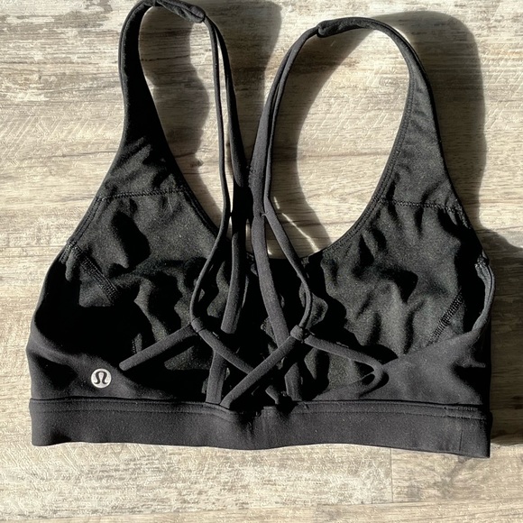Lululemon align bra ❤️😊❤️ - Picture 2 of 3
